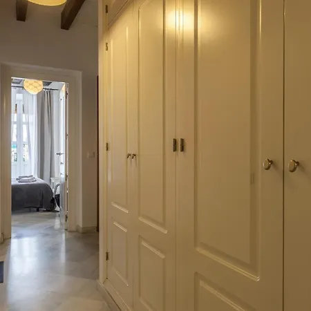 Appartement Ad2a Luminoso 2 Bedroom Apartment, 250m De Catedral *